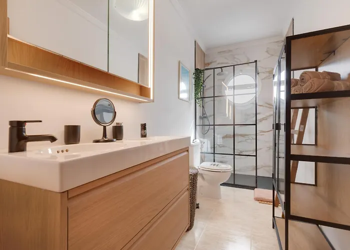 Arenas Family Tatil Evi